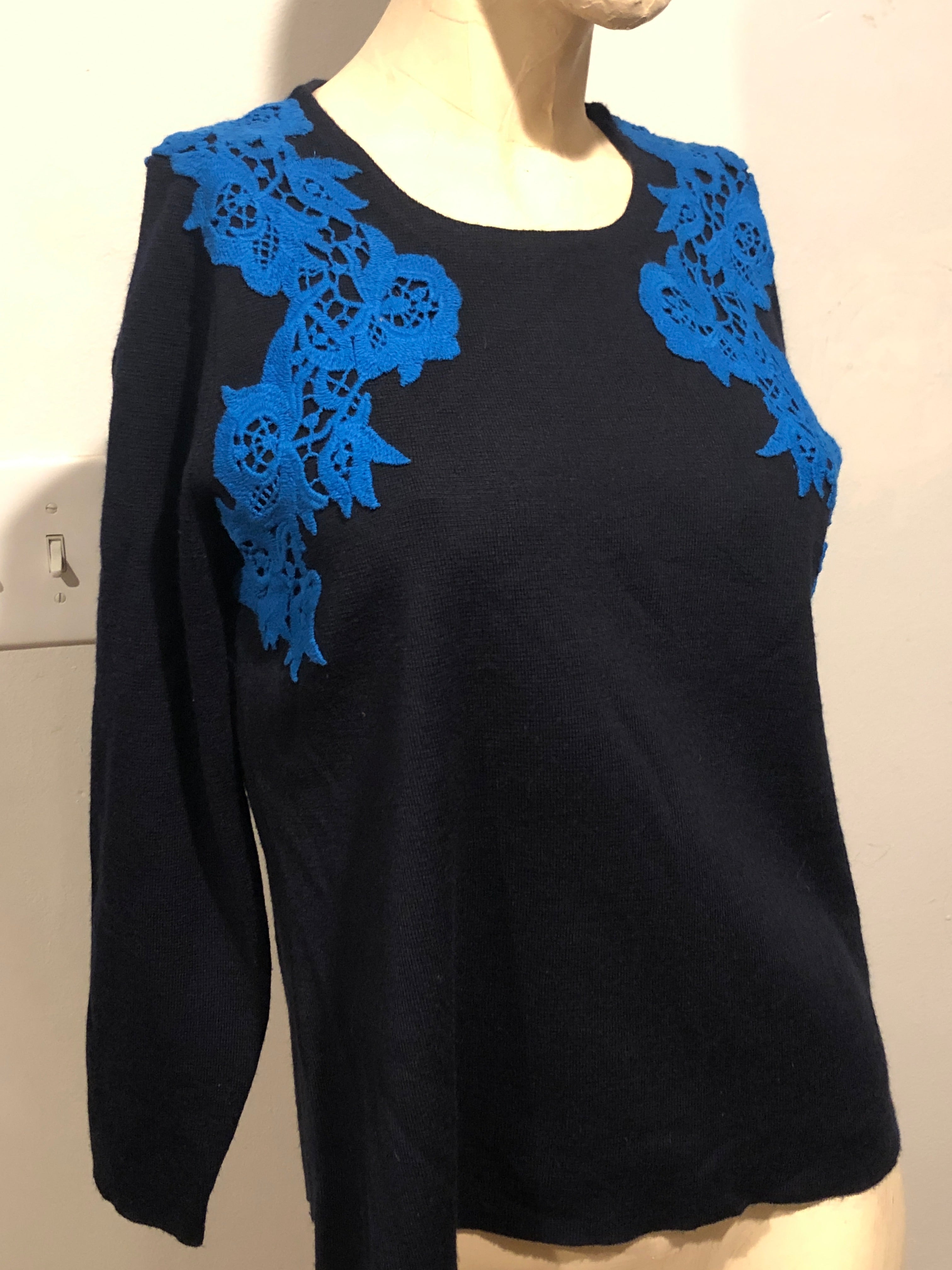 $129 Navy Blue Crochet Lace Appliquéd Pullover Merino Wool Sweater M~Cabincore