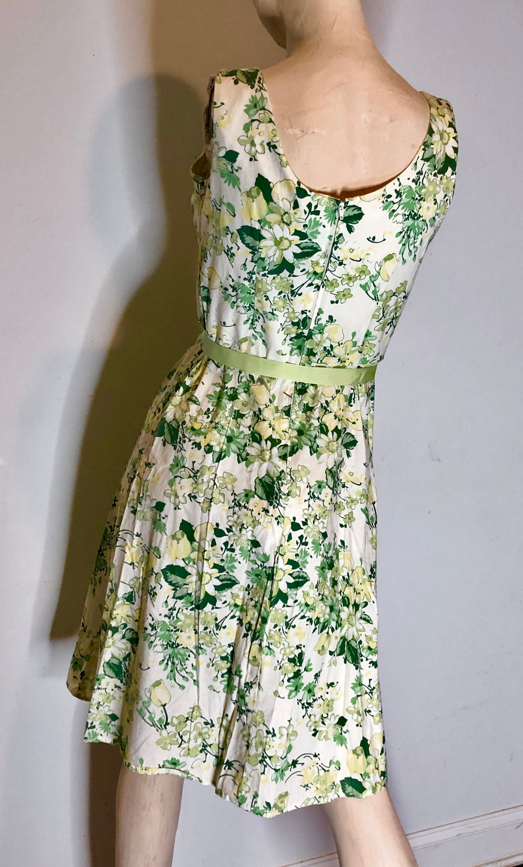 VTG Y2K Does 50s Green/White Floral Fit & Flare Feminine Summer Tank Dress Sz6