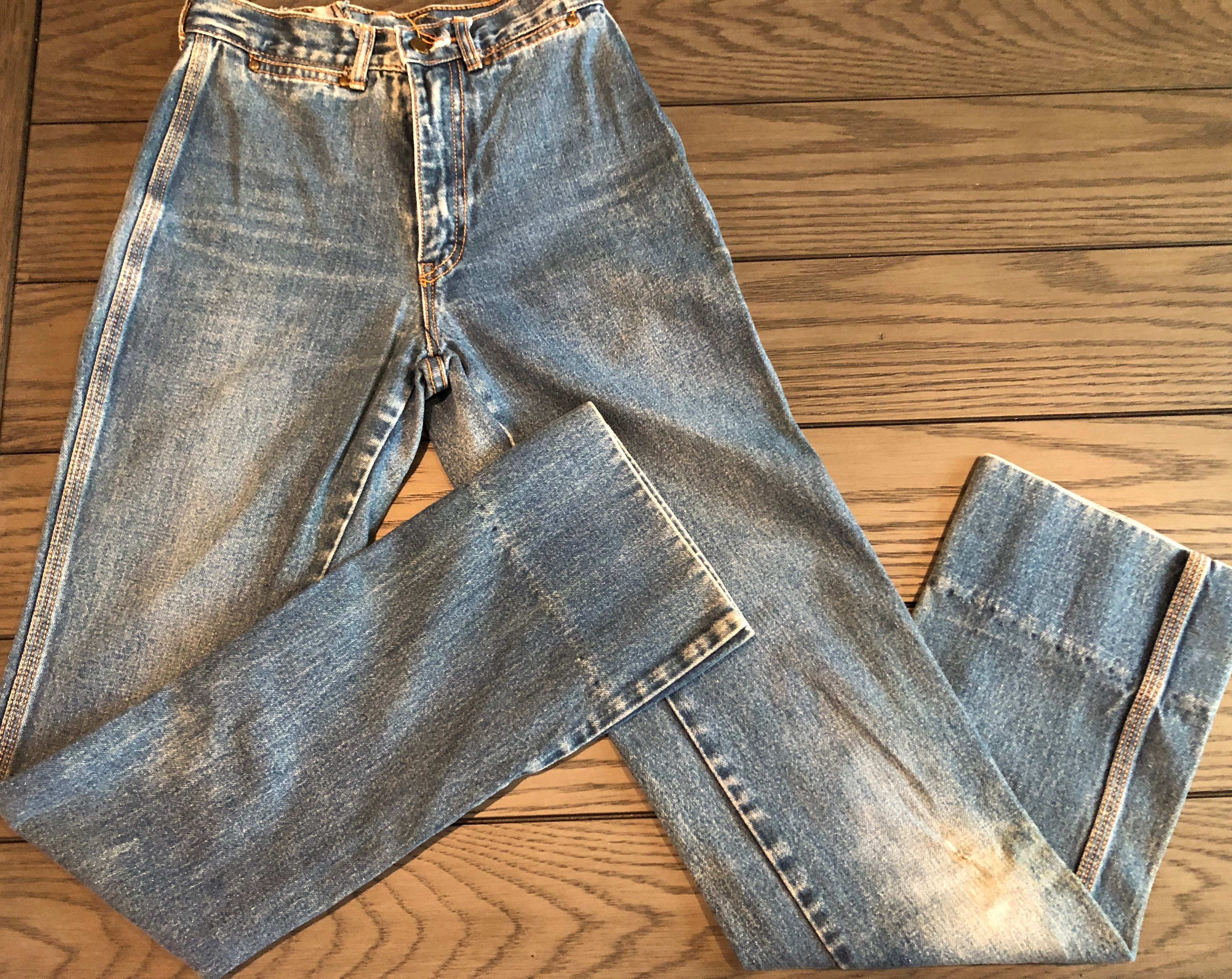 Vtg 80s~Brittania~Straight Leg Hi-Rise Destroyed Embroidered Pocket Jeans~Sz 1