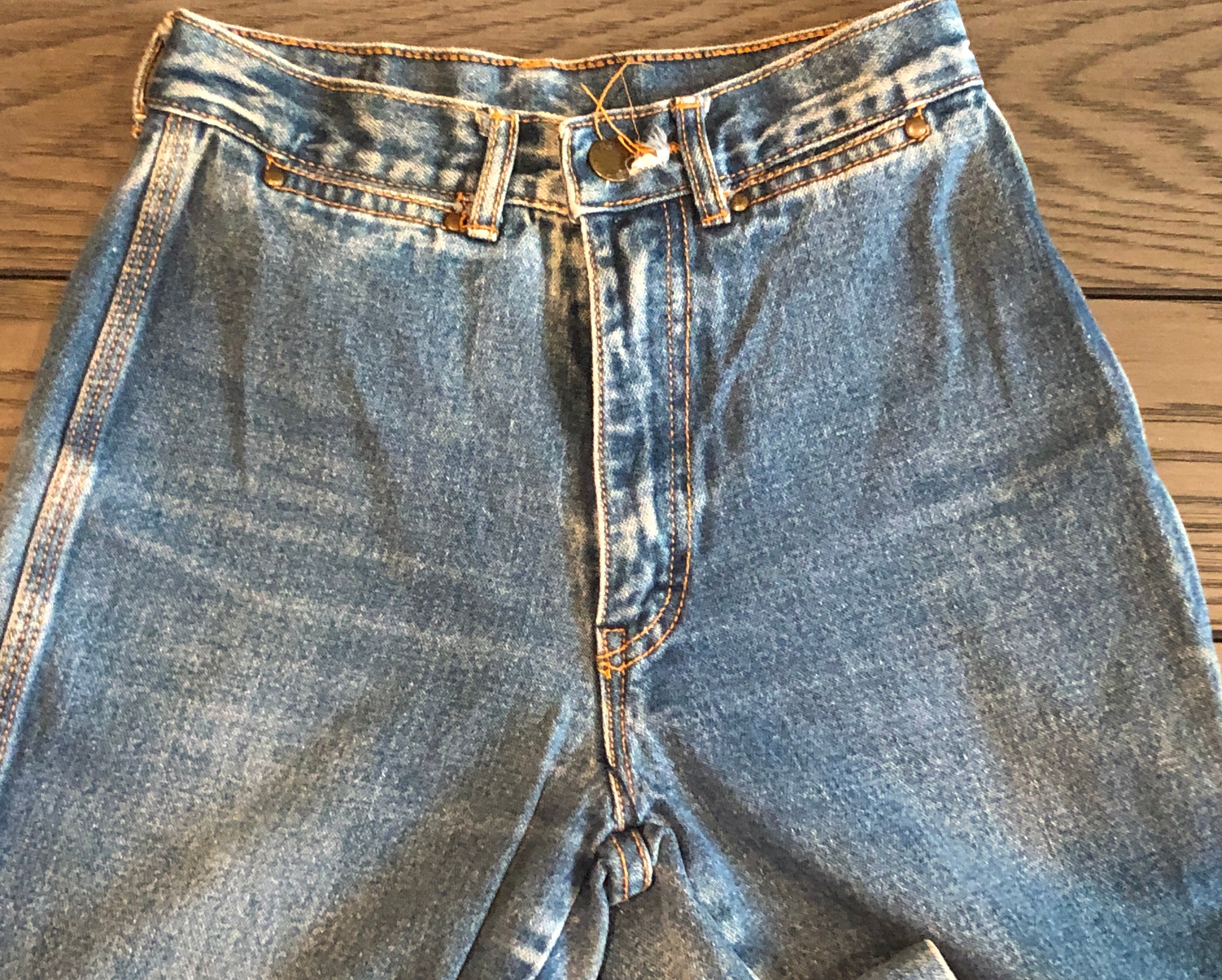 Vtg 80s~Brittania~Straight Leg Hi-Rise Destroyed Embroidered Pocket Jeans~Sz 1
